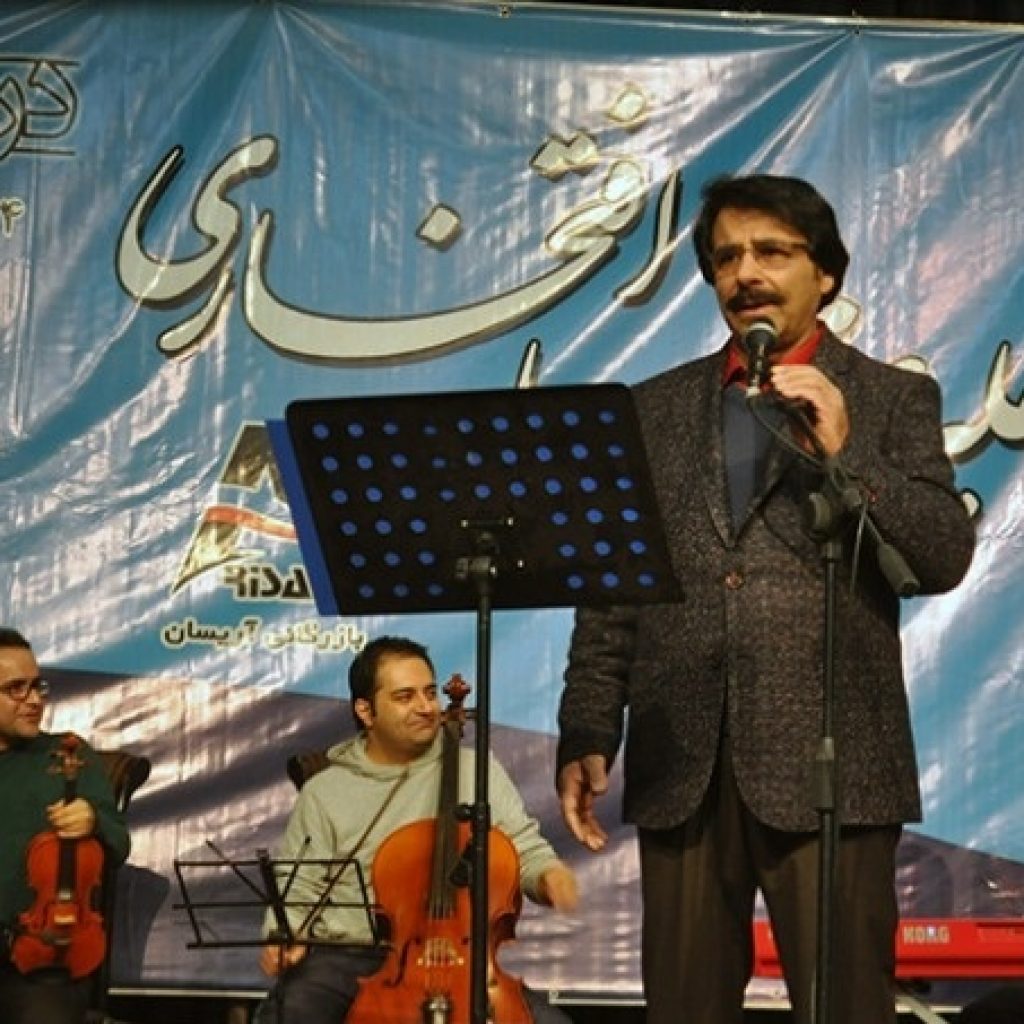 دانلود آهنگ علیرضا افتخاری به نام گل های اطلسی دانلود آهنگ علیرضا افتخاری به نام گل های اطلسی