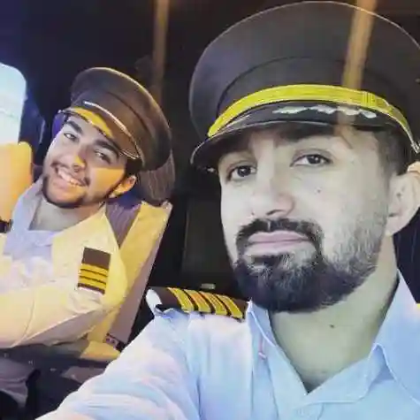 دانلود آهنگ آخ که میچسبه چقد با تو کارای اشتباهی