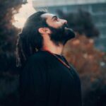 دانلود آهنگ یه لبخند یه تصمیم عالی یه جاده یه راه طولانی