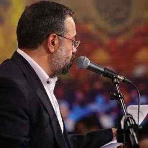 دانلود مداحی حاج محمود کریمی ضعفی شدید نیروی او را گرفته بود
