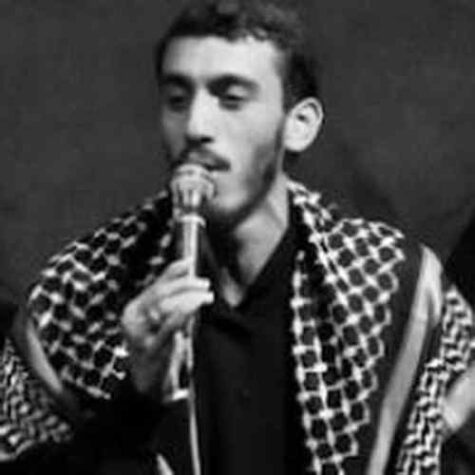 دانلود مداحی مهدی رسولی آبرو دارم با تو قدیم الاحسان