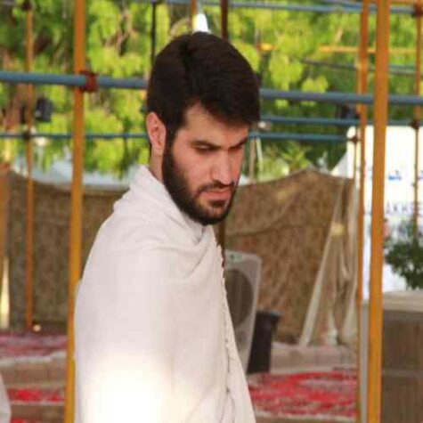 دانلود مداحی میثم مطیعی شهدا پاره های تن من بودند