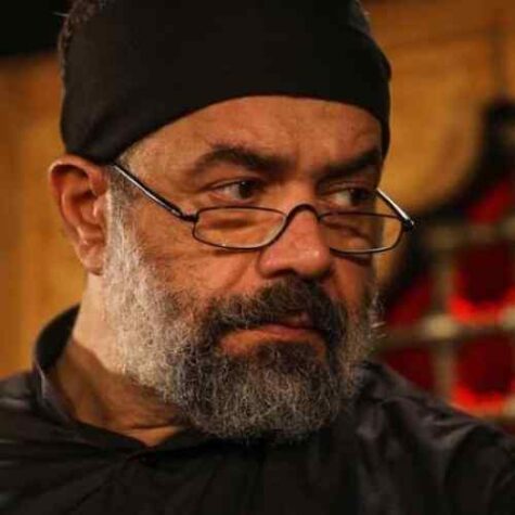 دانلود مداحی حاج محمود کریمی دارند می آیند دامن کشان سوی هدف