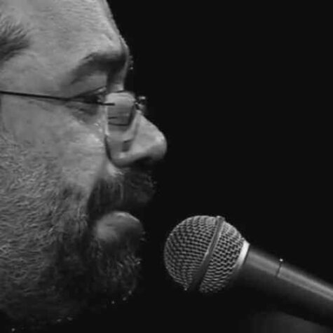 دانلود مداحی حاج محمود کریمی ای یل خیمه ها حیدر کربلا