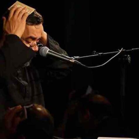 دانلود مداحی حاج محمود کریمی در زمین کربلا من حامی ثاراللهم دانلود مداحی حاج محمود کریمی در زمین کربلا من حامی ثاراللهم