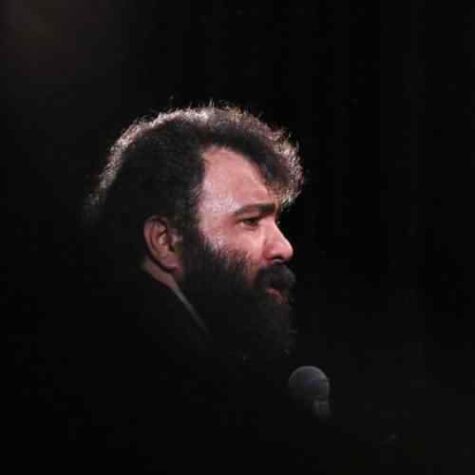 دانلود مداحی مهدی اکبری دست و پا میزنه تقصیر نداره