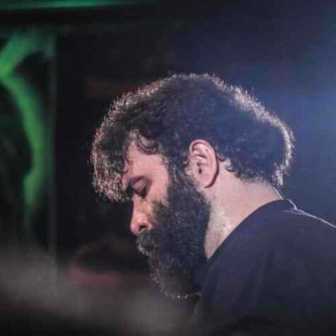 دانلود مداحی مهدی اکبری موندنی ترین رفیق زندگیم امام حسینه