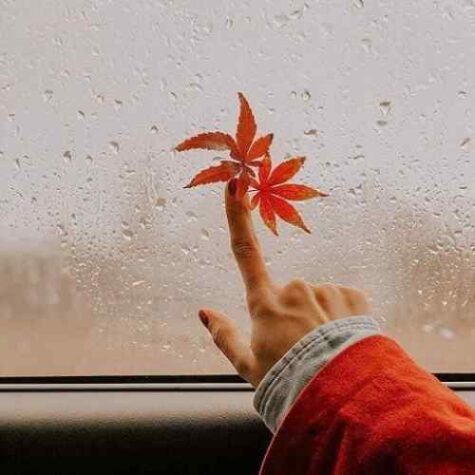 دانلود آهنگ منو اینجوری نبین پیش تو آرومم