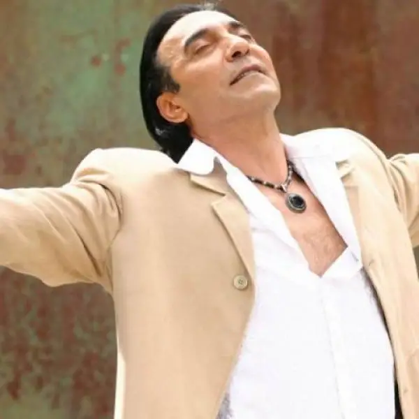 دانلود آهنگ فرامرز آصف دیجی میخوام قرش بدم