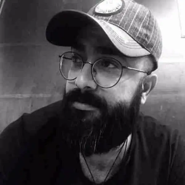 دانلود آهنگ کل بزن سرود بخون ایمان طهماسبی ریمیکس اینستا