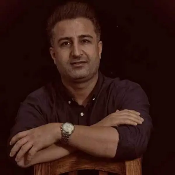 دانلود آهنگ امشب خدا و مستی با هم به من دمیدند