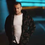 دانلود آهنگ سنگ مزارگم بشور