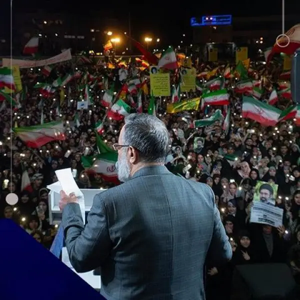 دانلود آهنگ حاج محمود کریمی رهبرمون هرچی بگه همونه